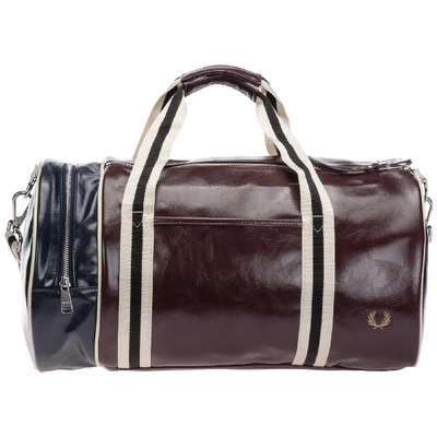 Shop Fred Perry Star Gym Bag In Bordeaux