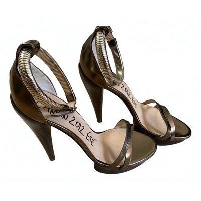 Pre-owned Lanvin Leather Sandals In Metallic