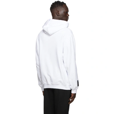 Shop Mcq By Alexander Mcqueen White Core Relaxed Hoodie In 9000 White
