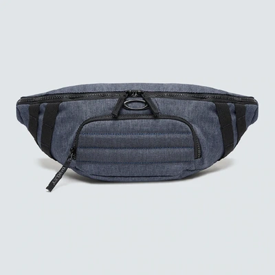 Shop Oakley Enduro Belt Bag In Black