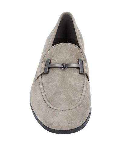 Shop Tod's Man Loafers Light Grey Size 6.5 Leather