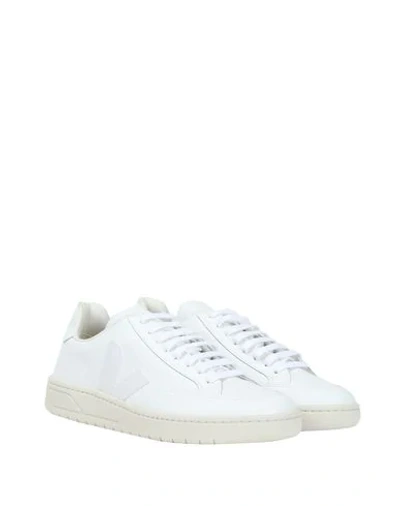 Shop Veja Man Sneakers White Size 8 Soft Leather