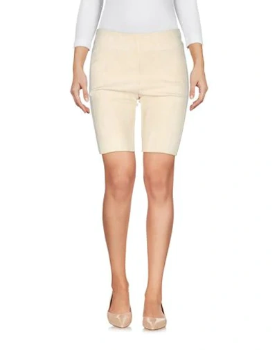 Shop Jil Sander Woman Shorts & Bermuda Shorts Beige Size 2 Lambskin