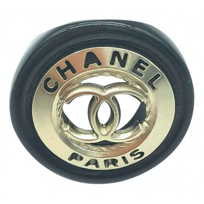 Pre-owned Chanel Cc Black Metal Ring