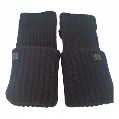 Pre-owned Chanel Black Cashmere Gloves