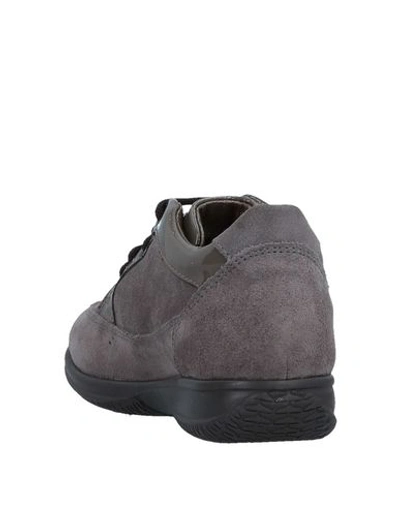 Shop Alberto Guardiani Sneakers In Dove Grey