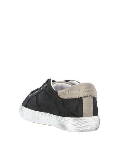 Shop 2star Sneakers In Dove Grey