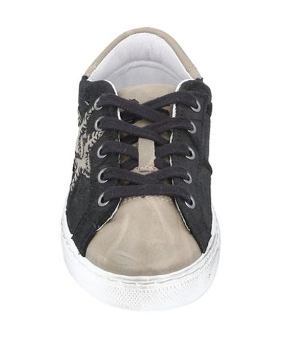 Shop 2star Sneakers In Dove Grey
