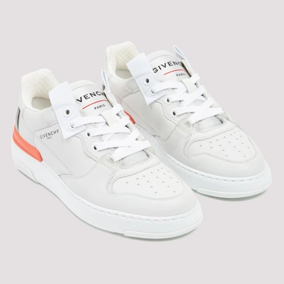 Shop Givenchy Wing Low In White