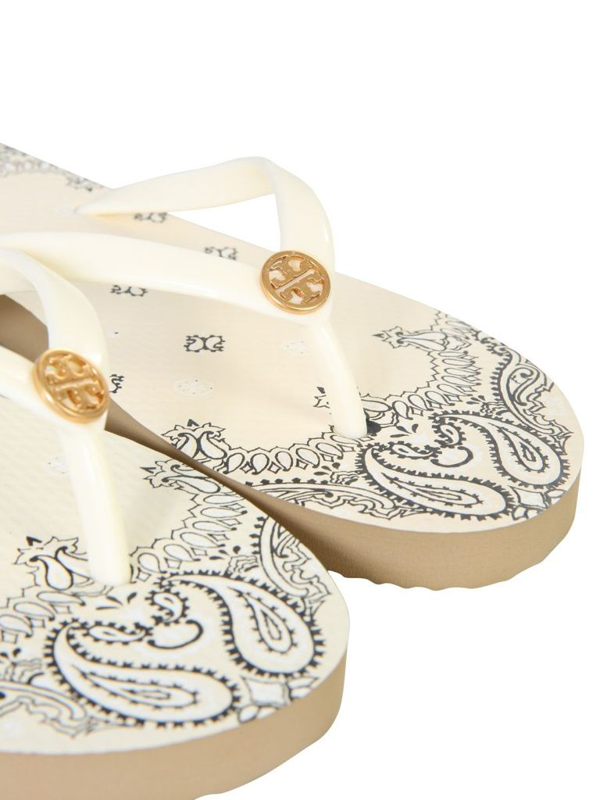 tory burch fitflops