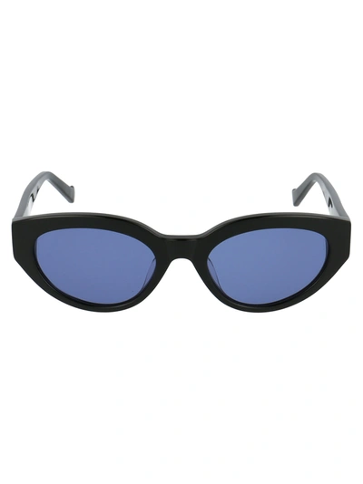 Shop Replay Ry616s01 Sunglasses In Black
