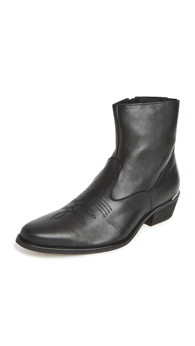 Shop Shoe The Bear Enzo Boots In Black