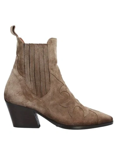 Shop Elia Maurizi Ankle Boot In Military Green