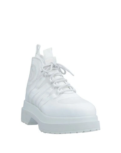 Shop Mm6 Maison Margiela Woman Ankle Boots White Size 7 Textile Fibers