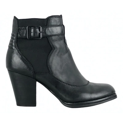 Pre-owned Clarks Black Leather Ankle Boots