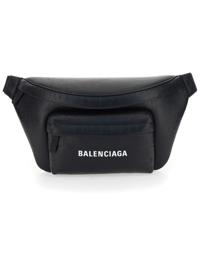 Shop Balenciaga Belt Bag In Black/l White