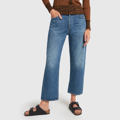 Shop Citizens Of Humanity Emery Relaxed Cropped Jeans In Blue Rose