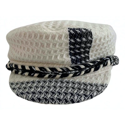 Pre-owned Chanel White Wool Hat