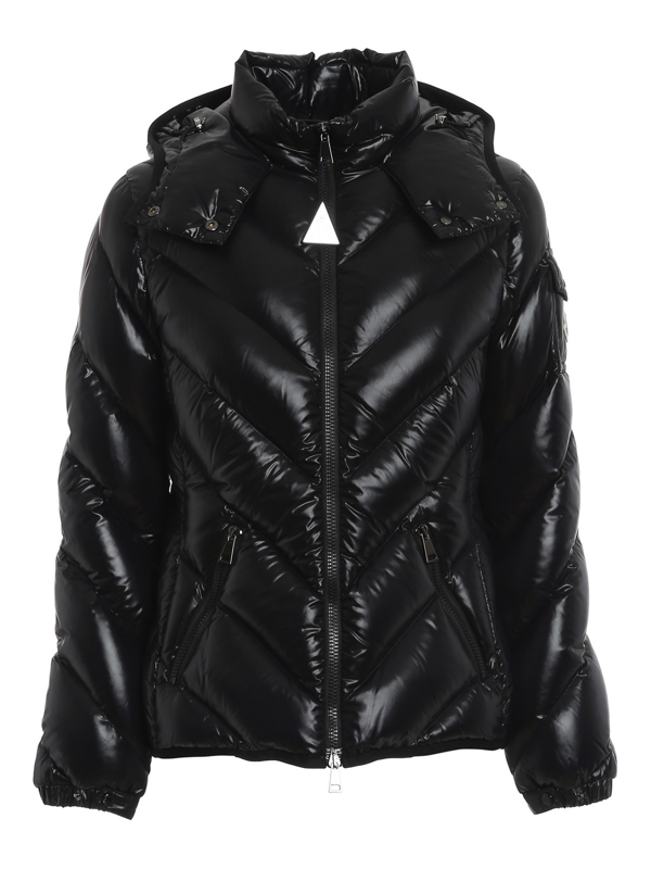 black moncler puffer coat