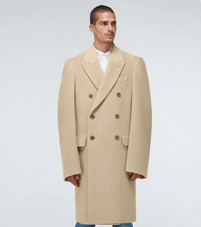 Shop Balenciaga Steroid Double-breasted Coat In Beige