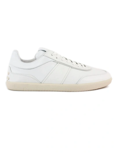 Shop Tod's Sneakers In White Leather In Bianco