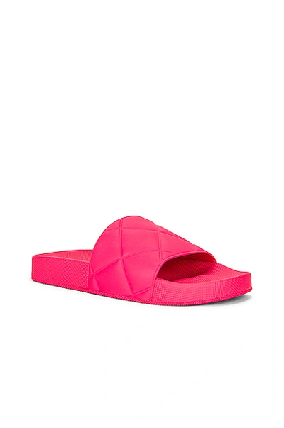 Bottega Veneta The Slider Intrecciato-debossed Rubber Slides In Lollipop