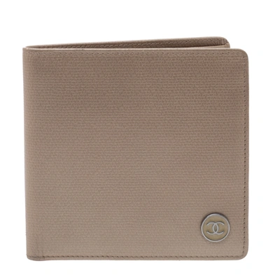 Pre-owned Chanel Metallic Beige Leather Bifold Wallet