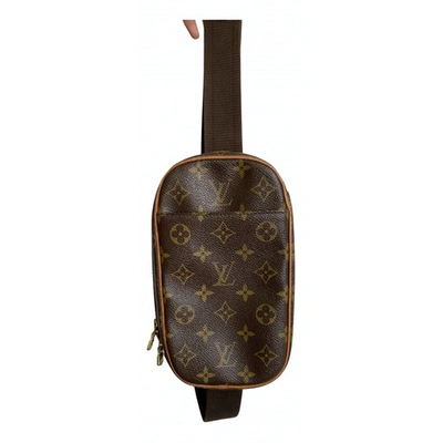 Gange cloth bag Louis Vuitton Brown in Cloth - 18233118