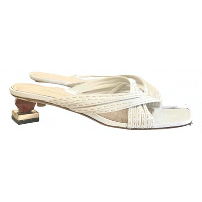 Pre-owned Jacquemus Castana White Leather Mules & Clogs
