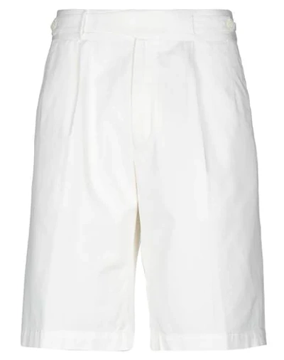 Shop Ermenegildo Zegna Shorts & Bermuda Shorts In Ivory