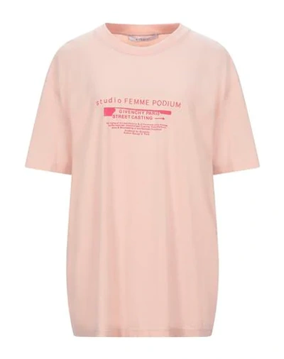 Shop Givenchy T-shirt In Light Pink