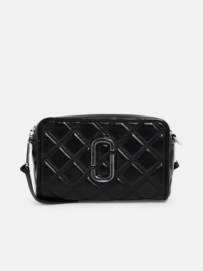 Shop The Marc Jacobs Tracolla Softshot Quilted Nera In Black