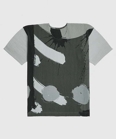 Shop Issey Miyake Big Brush Pleats T-shirt In Grey