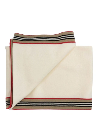 Shop Burberry Kimmy Blanket In Cream Colour