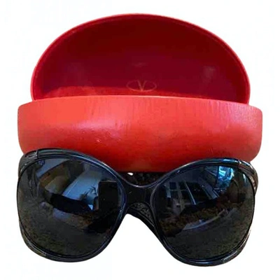 Pre-owned Valentino Black Sunglasses
