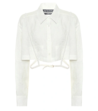 Shop Jacquemus La Chemise Cavaou Cropped Linen Shirt In White