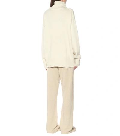 Shop Extreme Cashmere N° 20 Oversize Xtra Cashmere Sweater In White