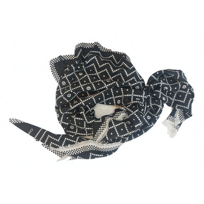 Pre-owned Chanel Black Silk Scarf