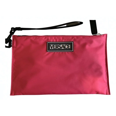 Pre-owned Versace Pink Cloth Clutch Bag