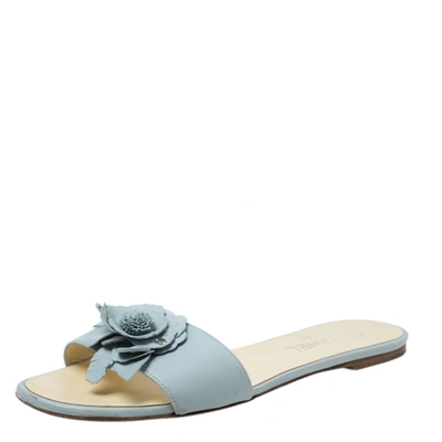 Pre-owned Chanel Light Blue Leather Camellia Flat Slide Sandals Size 41.5