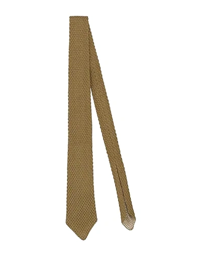 Shop Gucci Tie In Military Green