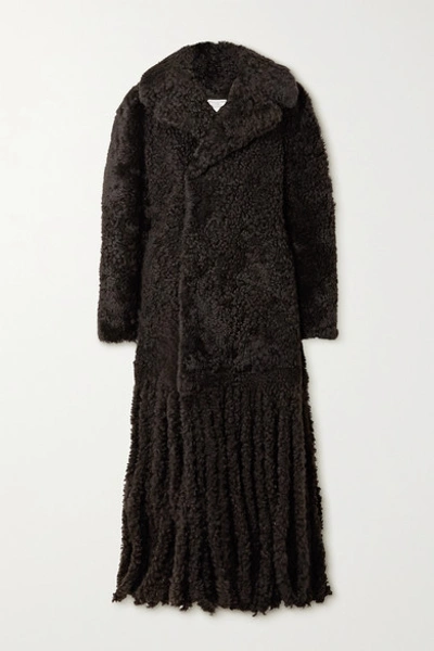 Shop Bottega Veneta Fringed Shearling Coat In Dark Brown