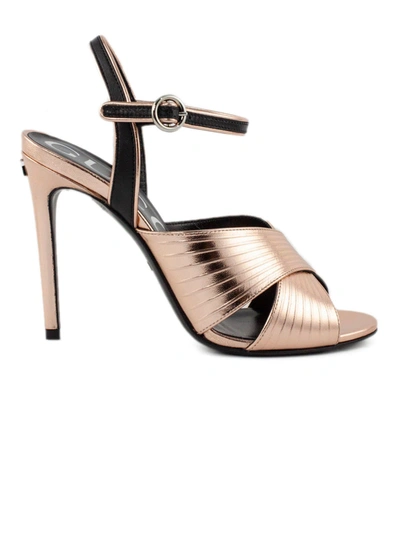 Shop Gucci Salmon Metallic Leather Sandals In Salmone