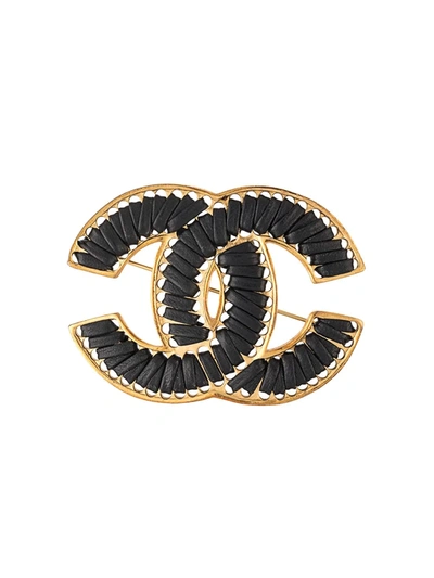 Pre-owned Chanel 2003 Cc Brooch In Black