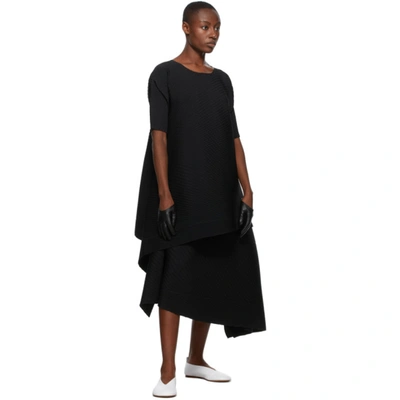 Shop Issey Miyake Black Pleated Bits Skirt In 15 Black