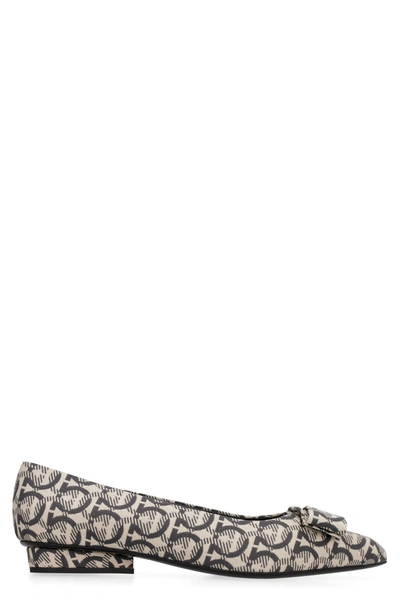 Ferragamo Viva Bow Gancini-print Canvas Ballerina Flats In Beige