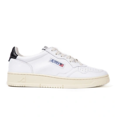 Shop Autry Sneakers In Bianco