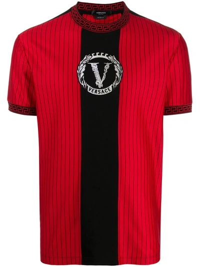 Shop Versace Logo-print T-shirt In Red