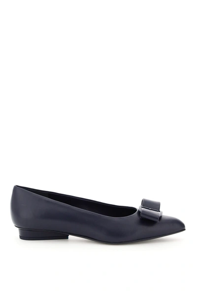 Shop Ferragamo Viva Leather Ballet Flats In Navy (blue)