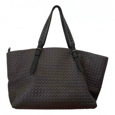 Pre-owned Bottega Veneta Cabat Leather Tote In Grey